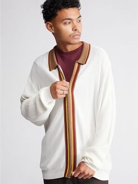 Pacsun Men’s Cream Knit Zip-Front Sweater with Contrast Stripe Collar